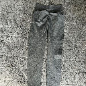 NVGTN Black Speckled Scrunch Seamless Leggings